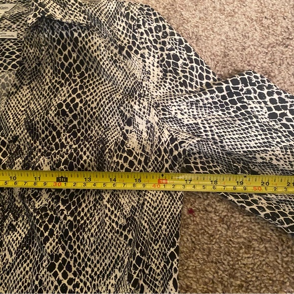 Calvin Klein Animal Print Blouse - Picture 10 of 13